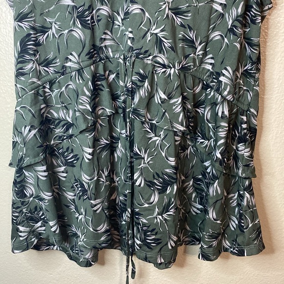 Style & Co Palm Blouse - Picture 3 of 4